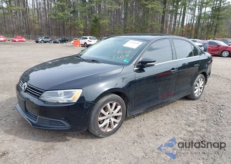2013 Volkswagen Jetta 2.5L Se z USA, uszkodzony, nr VIN 3VWDP7AJ6DM437868